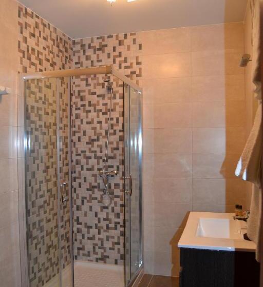 شقة من غرفة نوم واحدة متصلة, A Torre Do Xudeu