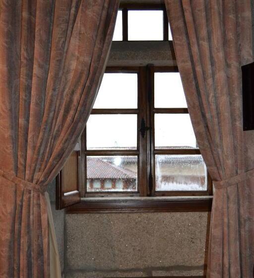 غرفة قياسية فردية, A Torre Do Xudeu