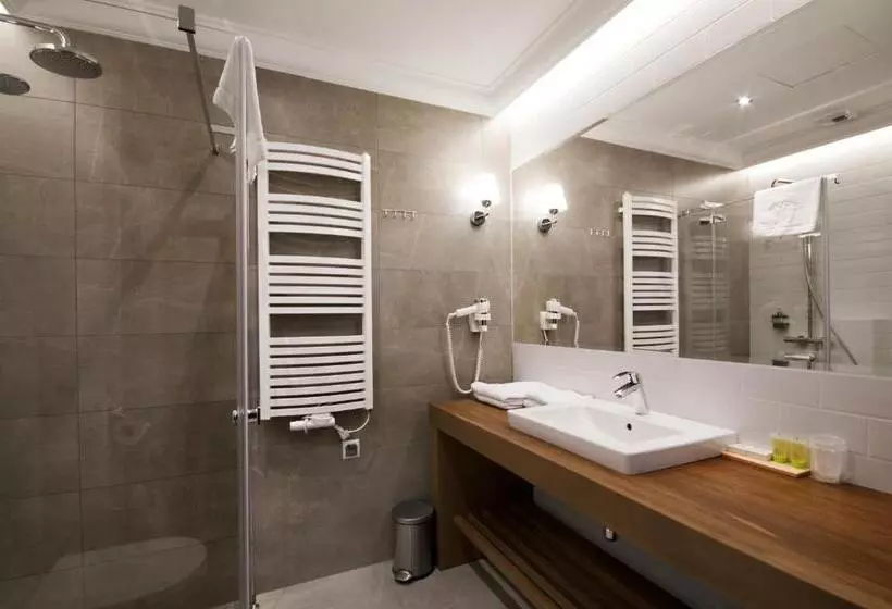 Perhesviitti, Aubrecht Country Spa Resort