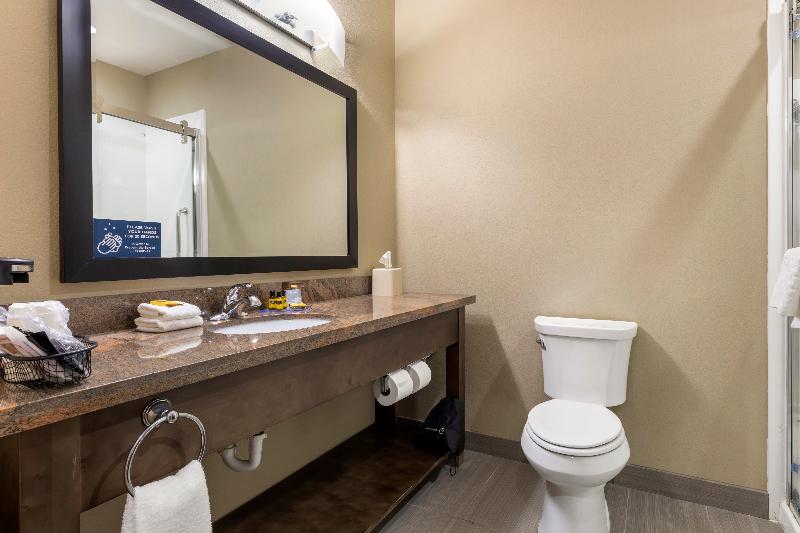 מיטת קינג בסוויטה, Best Western Plus Fort Stockton