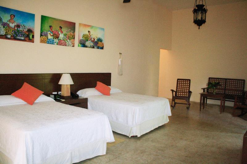 מיטת קינג בסוויטה, Best Western Plus Fort Stockton