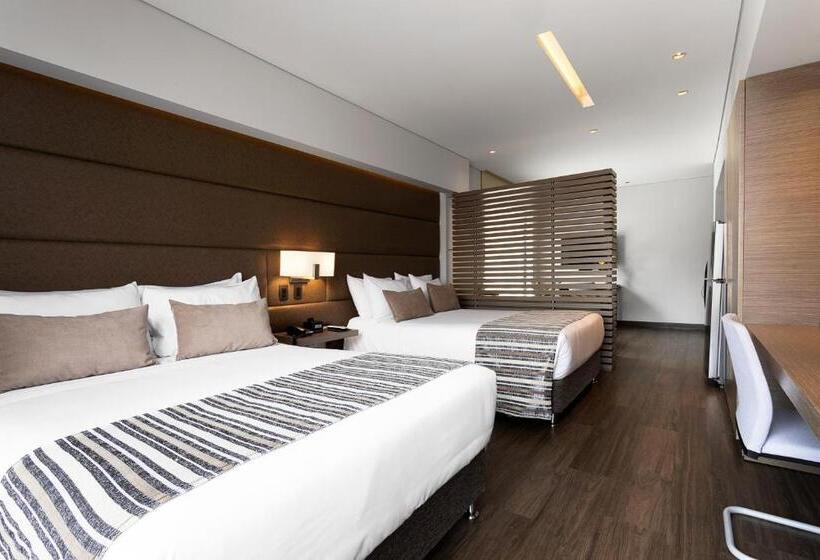 ジュニアスイート, Bs Rosales