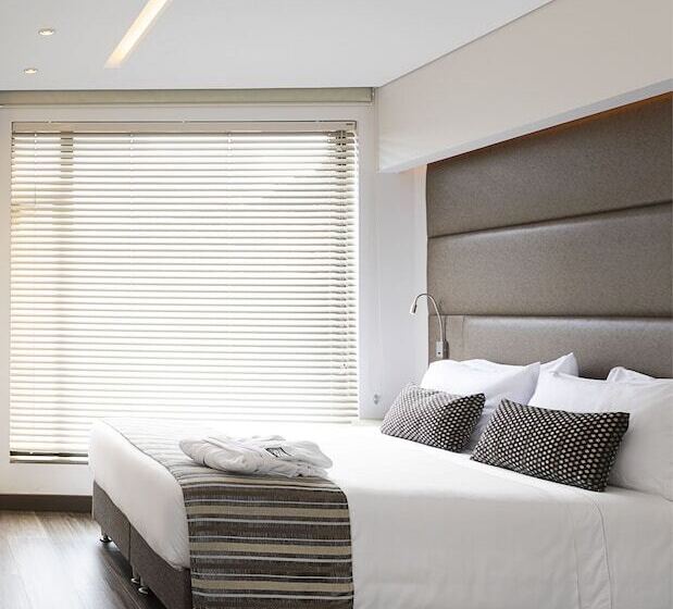 スタンダードルーム, Bs Rosales