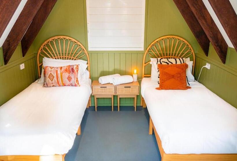 Номер Стандарт Совместная Ванная, Bungalow Bay Koala Village Hostel