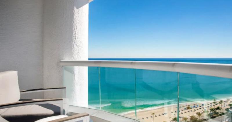 주니어 스위트 바다 전망, Conrad Fortlauderdale Beach