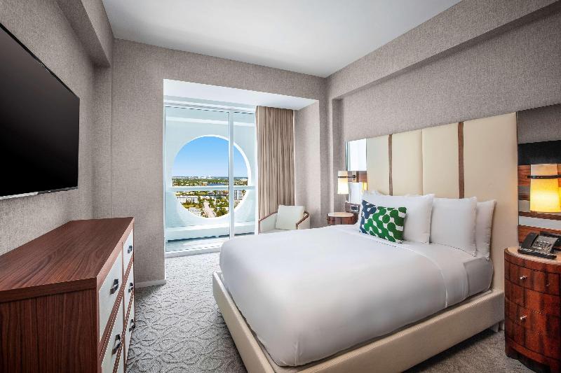 小型套房带海景, Conrad Fortlauderdale Beach