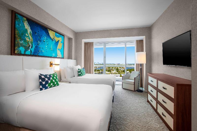 オーシャンビュージュニアスイート, Conrad Fortlauderdale Beach