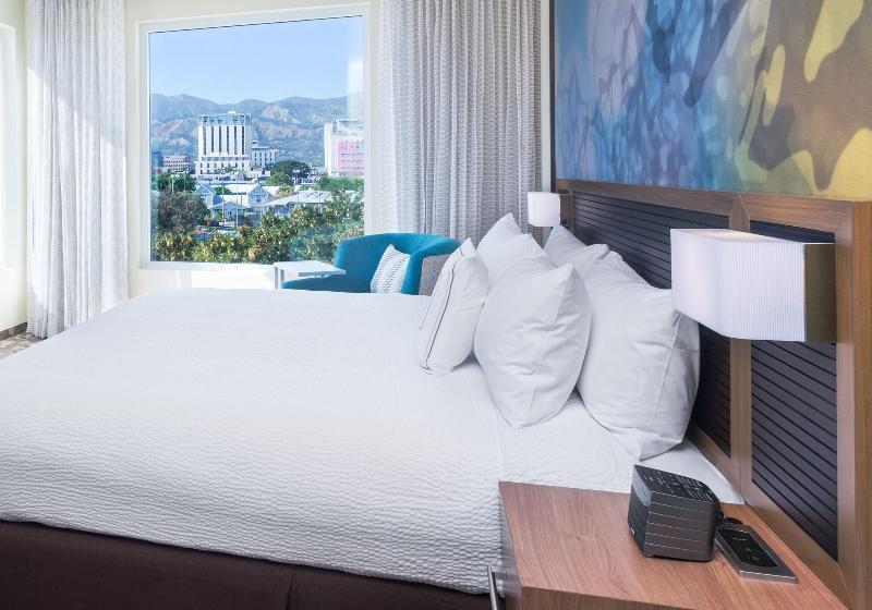اتاق سوپریور با چشمانداز شهر, Courtyard By Marriott Kingston, Jamaica