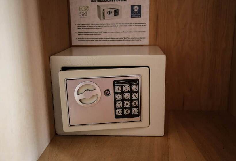 标准三人间, Ecoski By Bund