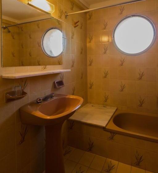 4인용 스탠다드 룸, El Velero