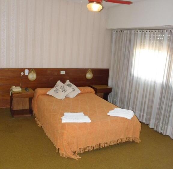 4인용 스탠다드 룸, El Velero