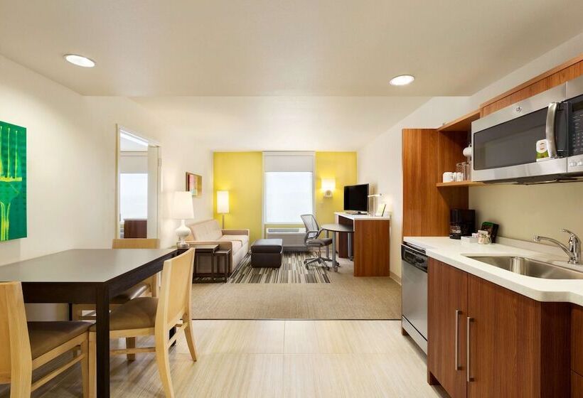 Люкс, Home2 Suites By Hilton Farmington/ Bloomfield