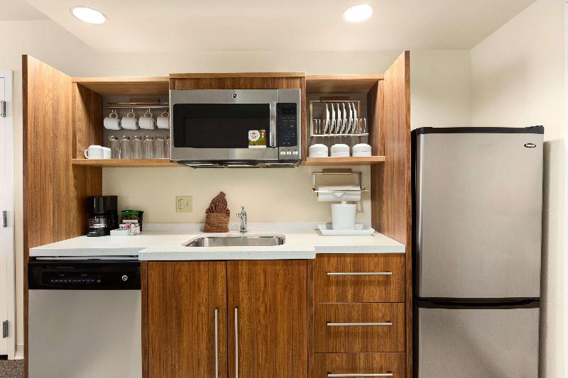 Люкс, Home2 Suites By Hilton Farmington/ Bloomfield