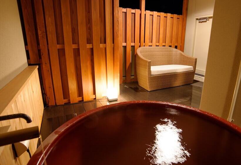 스탠다드 룸, Isegekusando Iseshinsen