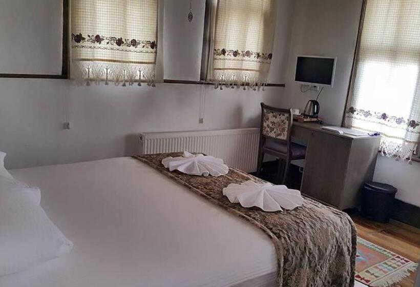 اتاق استاندارد یک نفره, Kadıoğlu Konağı