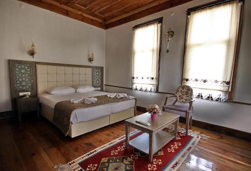 اتاق استاندارد یک نفره, Kadıoğlu Konağı