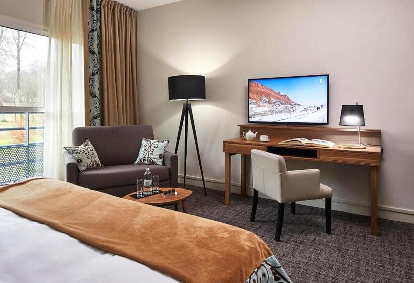 クラシックルーム, Le Forges