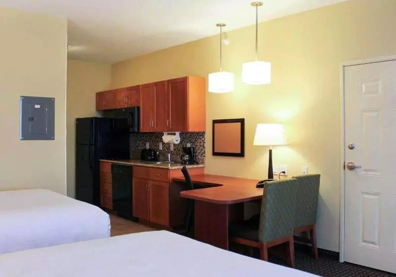スイート, Mainstay Suites Tioga