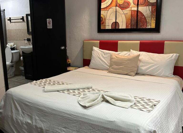 غرفة قياسية, Makarios