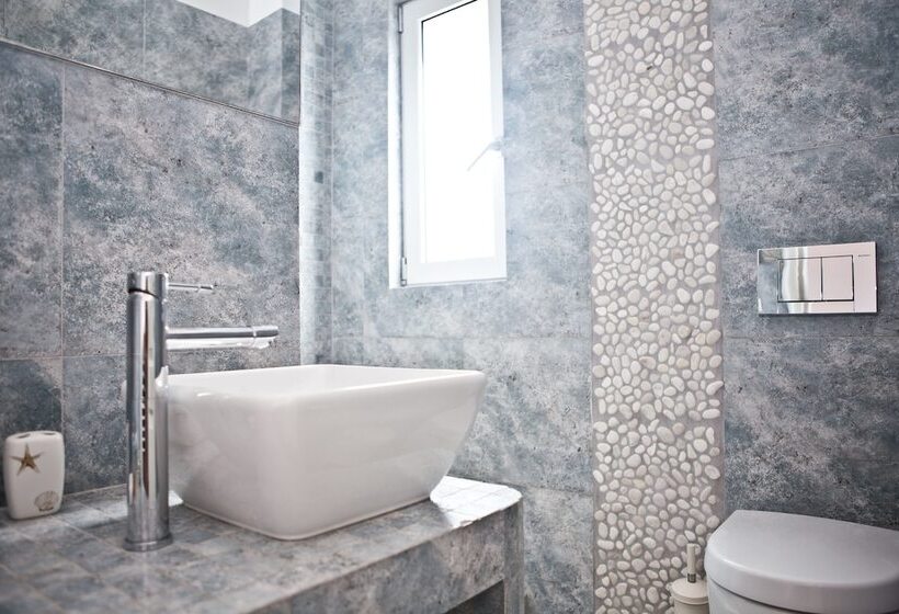 וילת 2 חדרי שינה נוף לים, Niriides Homes & Villas