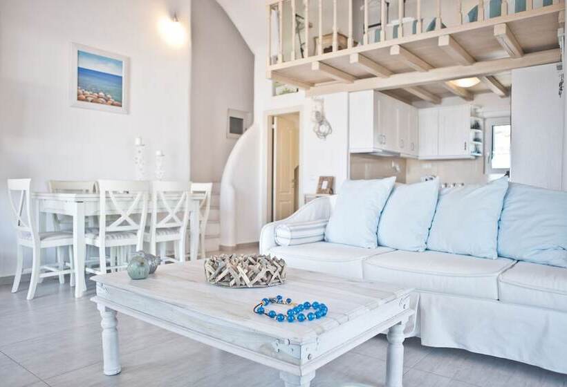 וילת 2 חדרי שינה נוף לים, Niriides Homes & Villas