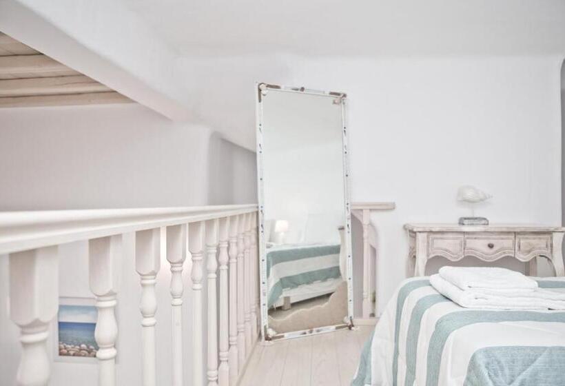 וילת 2 חדרי שינה נוף לים, Niriides Homes & Villas