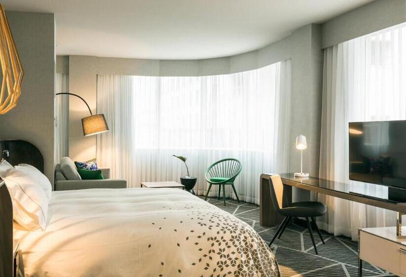 스탠다드 룸, Renaissance Montreal Downtown