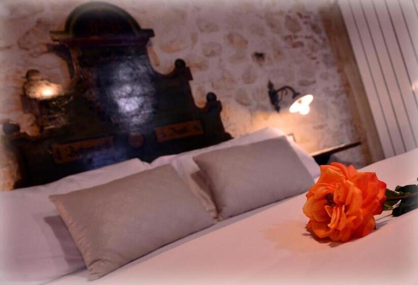 اتاق استاندارد, Robur Marsorum Albergo Diffuso