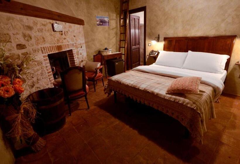 اتاق استاندارد, Robur Marsorum Albergo Diffuso