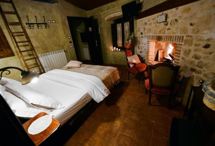 اتاق استاندارد, Robur Marsorum Albergo Diffuso