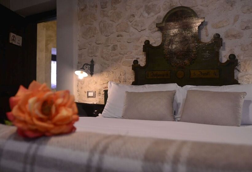 اتاق استاندارد, Robur Marsorum Albergo Diffuso