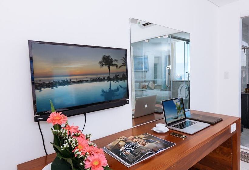 اتاق لوکس, Soco