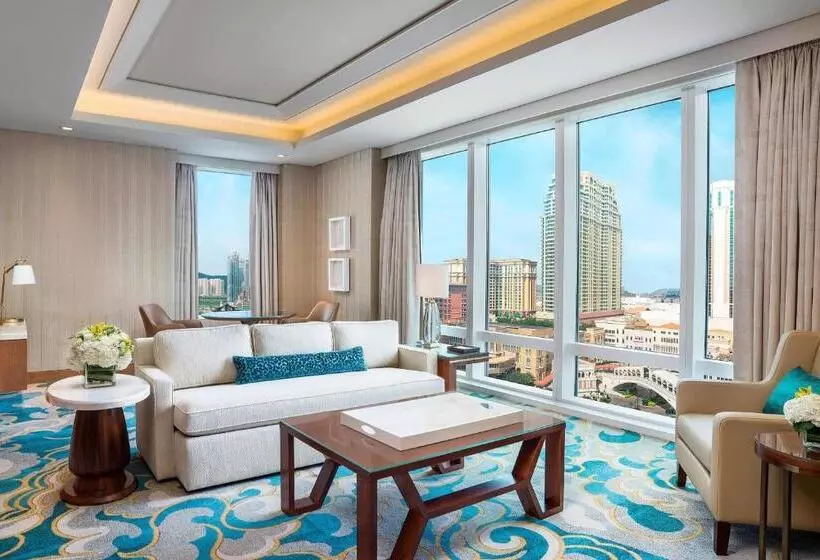 سوئیت با تخت بزرگ, St. Regis Macao