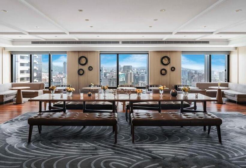 سوئیت راحتی, Taipei Marriott