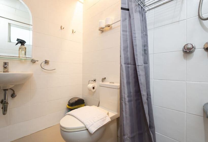 Standard Room, Z Hostel