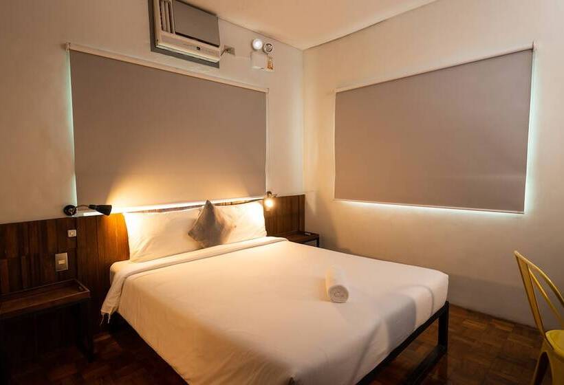 Standard Room, Z Hostel