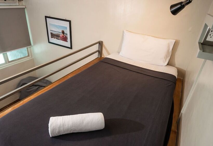 Standard Room, Z Hostel