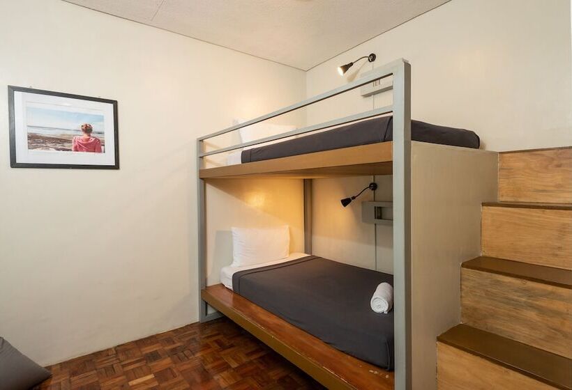 Standard Room, Z Hostel