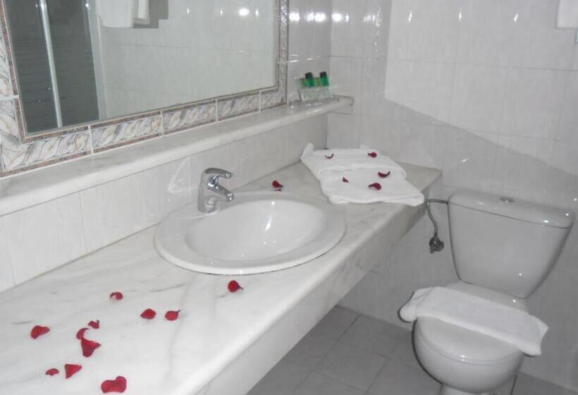 استودیوی استاندارد, Marianna S Home Accommodation