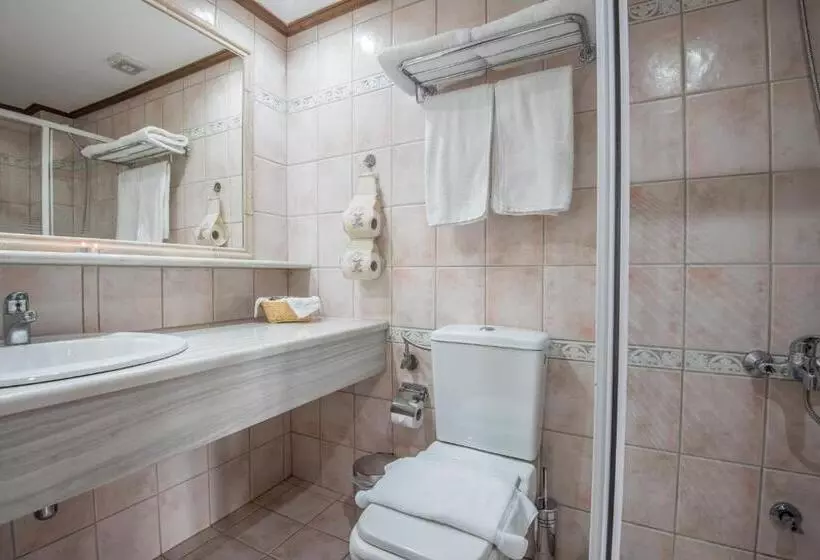 スタンダードスタジオ, Marianna S Home Accommodation