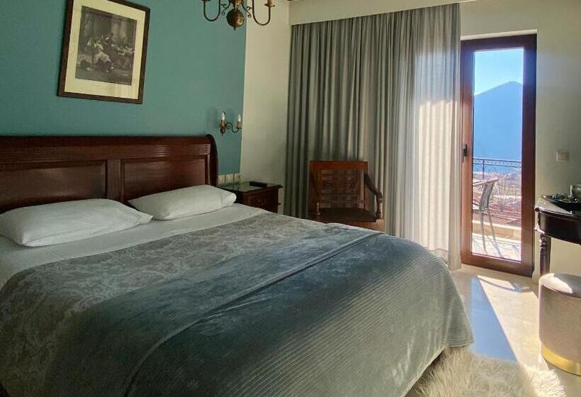 استودیوی لوکس, Marianna S Home Accommodation