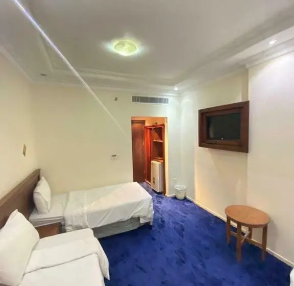 Economy Quadruple Room, فندق درة روز Durrat Rose