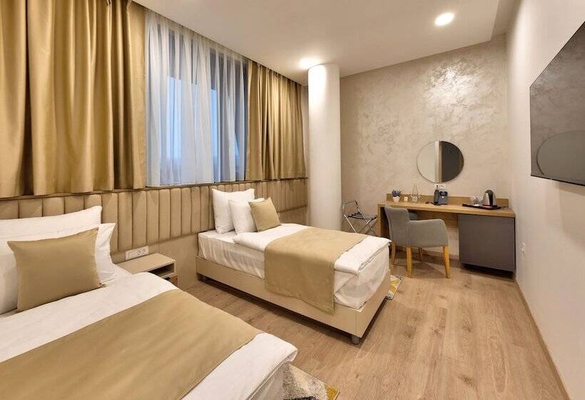 اتاق استاندارد, Emerald