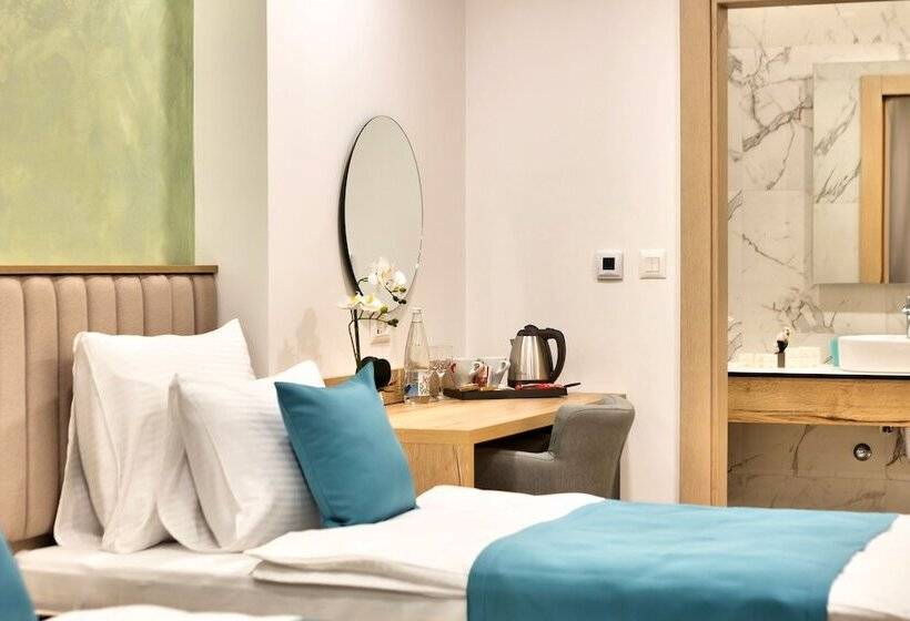 اتاق لوکس سه تخته, Emerald