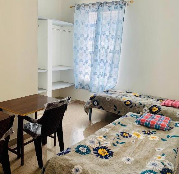 Quarto Estandar Individual, Jsr Boys Hostel Pratap Nagar