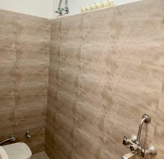 Quarto Estandar Individual, Jsr Boys Hostel Pratap Nagar