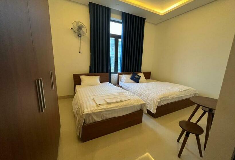 اتاق لوکس, Nhà Nghỉ ánh Dương