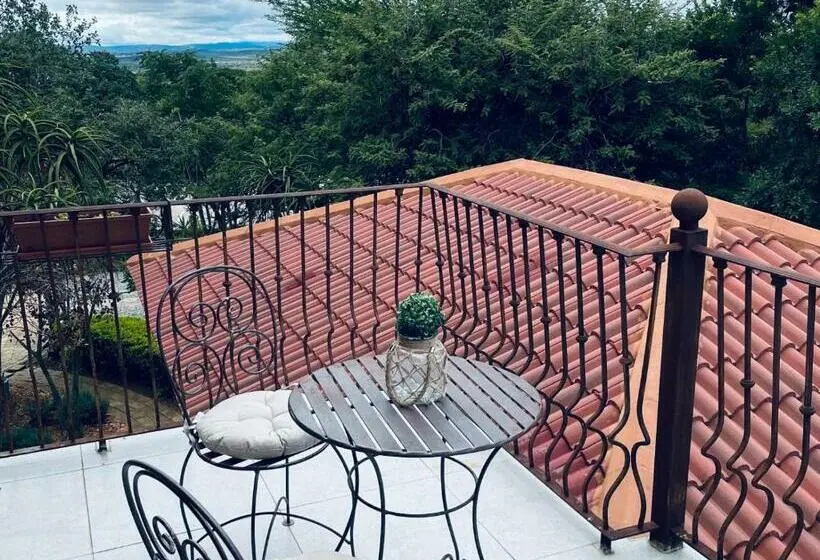 クラシックルーム, Gucci Manor Boutique Guesthouse