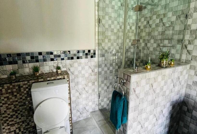 חדר קומפורט, Gucci Manor Boutique Guesthouse