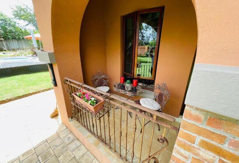 סוויטה נשיאותית, Gucci Manor Boutique Guesthouse